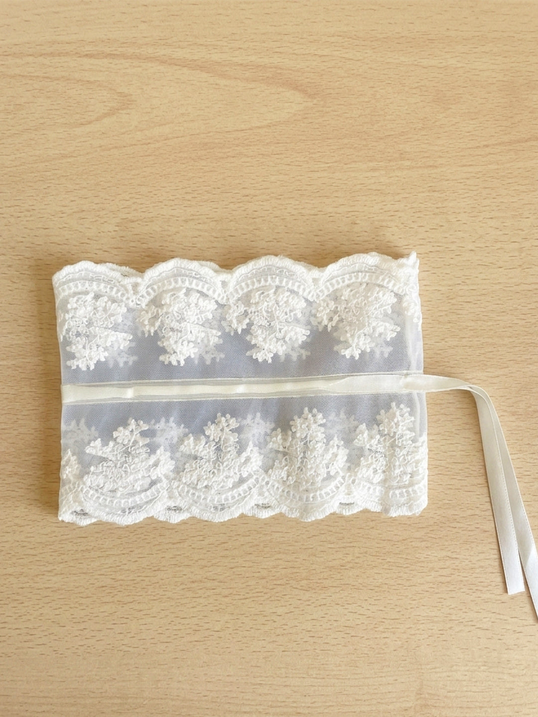 Frilly Hair Ties (Cream)
